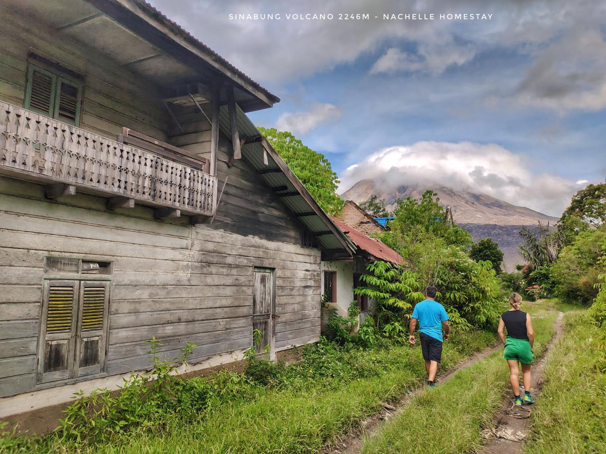 Nachelle Homestay Berastagi Exterior photo